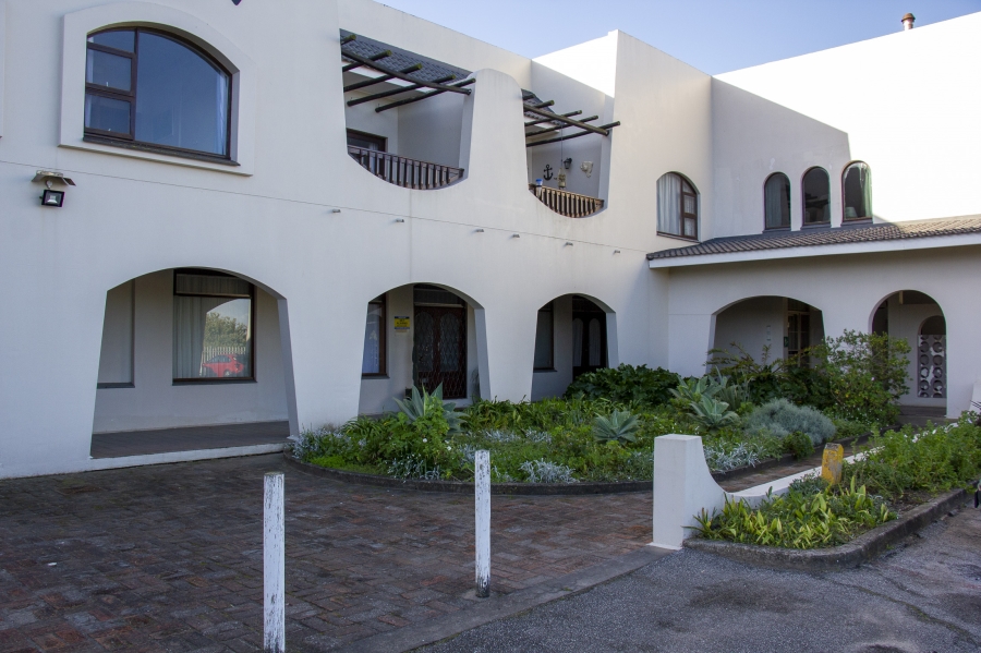 3 Bedroom Property for Sale in West Beach Eastern Cape